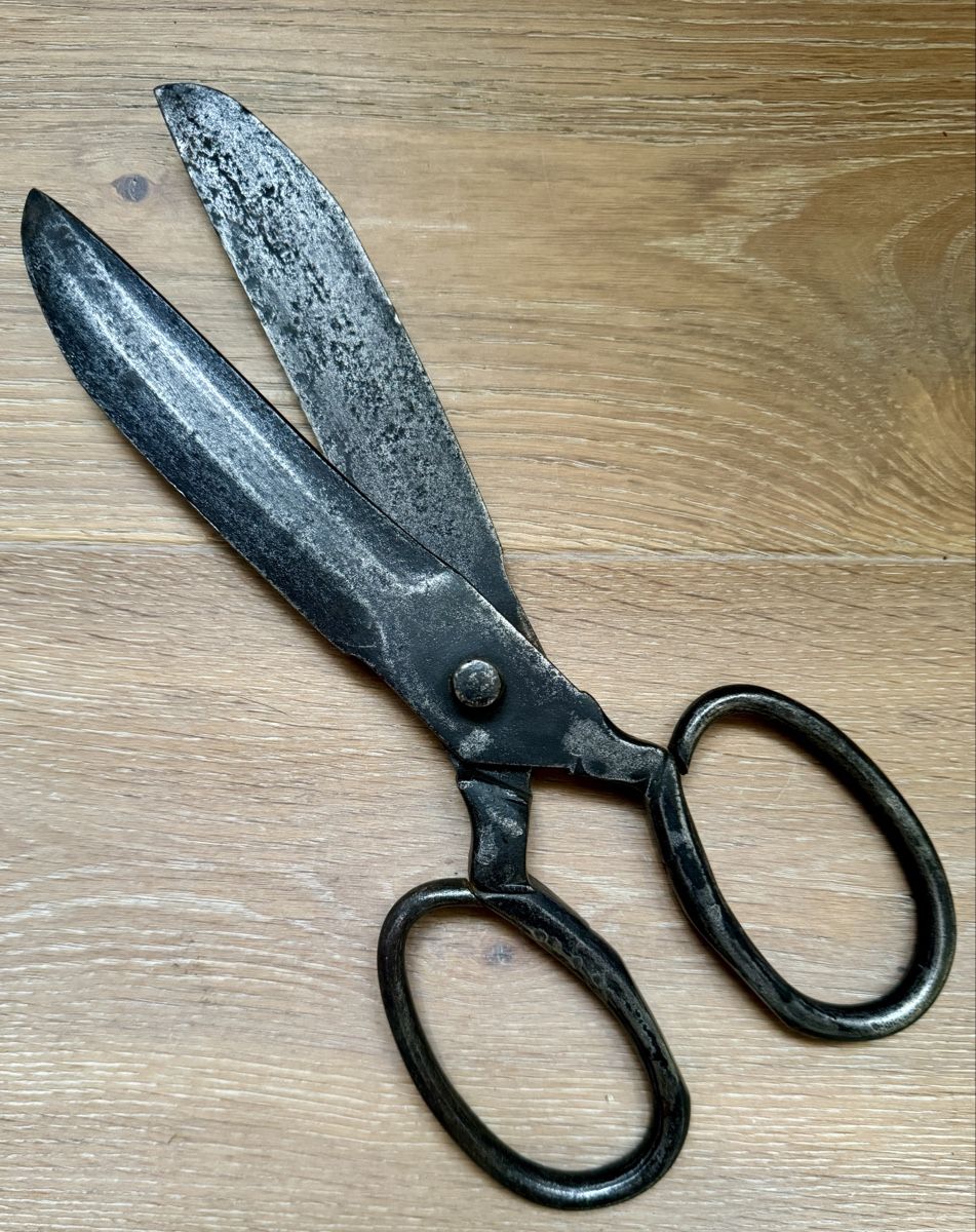 Tous les outils: Sehr grosse, antike Schere Eisenschere 28 cm – D'occasion à Rothrist par Luckywinner 2