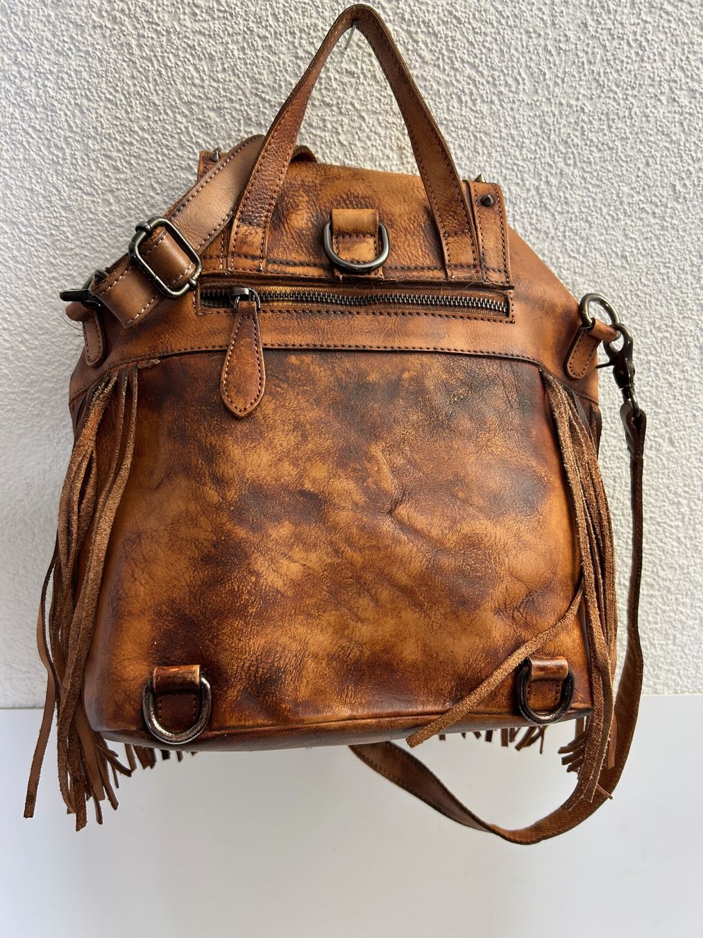 Borse da donna: Tasche / Bikertasche, Leder und gepflegt – Usato da Rheineck venduto da emma.gut 4