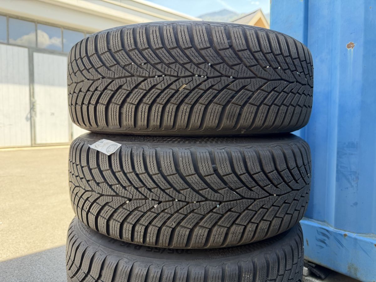 Continental Pneumatici & Ruote complete: 4X205/55R16 Continental 2023 6-7mm – Usato da Mollis venduto da BSL10 1