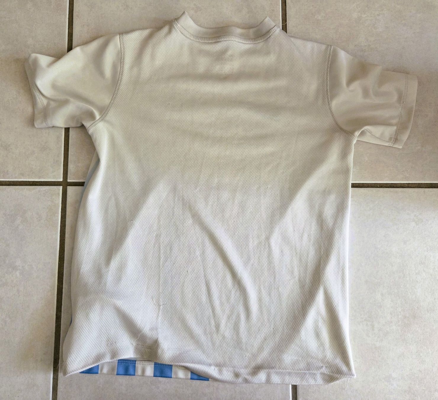 FCZ Chemises, T-shirts & Polos: FCZ - TSHIRT KINDER – D'occasion à Brüttisellen par Nighttrain 3