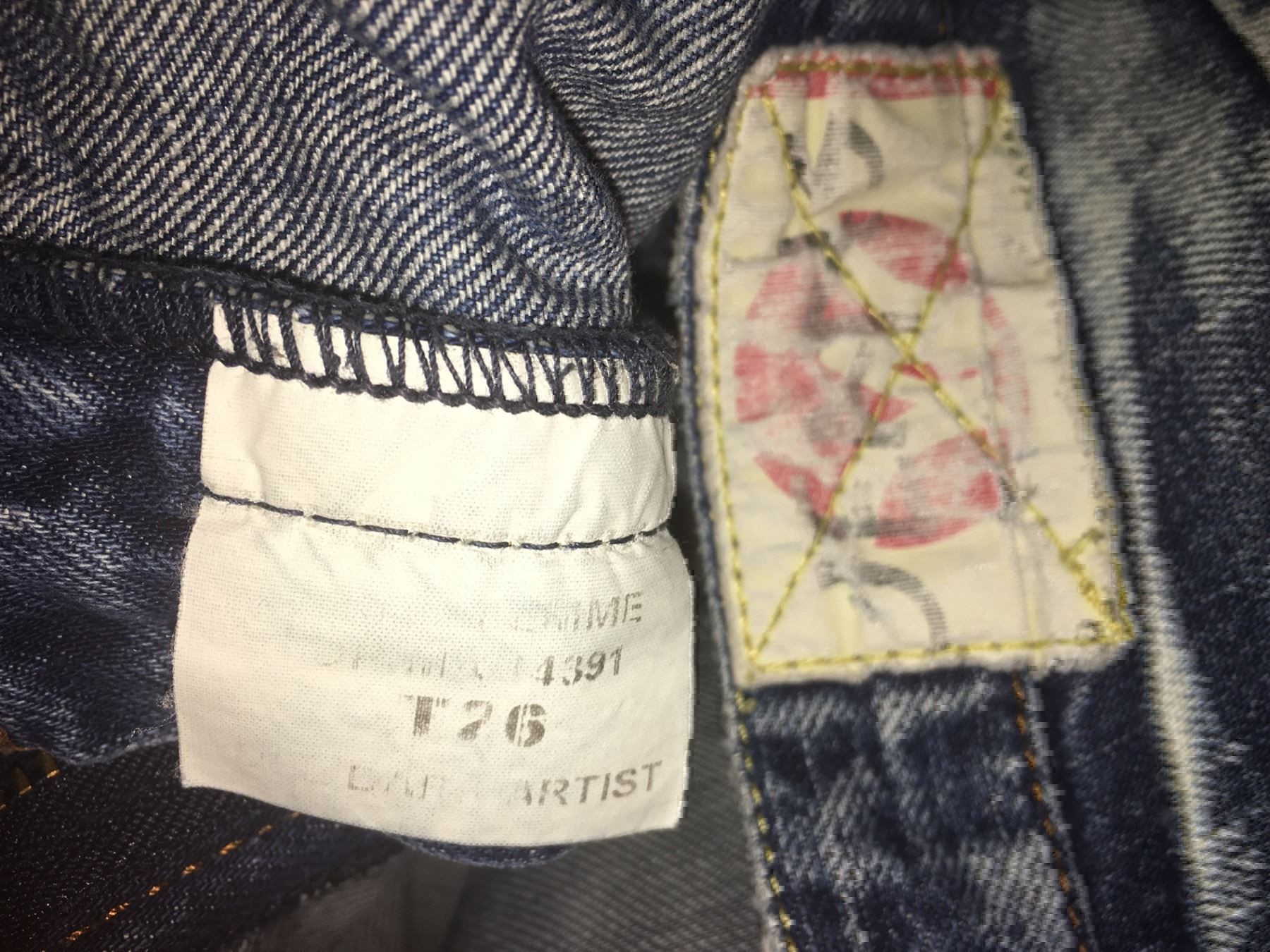 Le Temps Des Cerises Jeans: LTC LE TEMPS DES CERISES Jeans taille / Grosse W 26 – Gebraucht aus Cossonay-ville von Super-Price-Quality 9