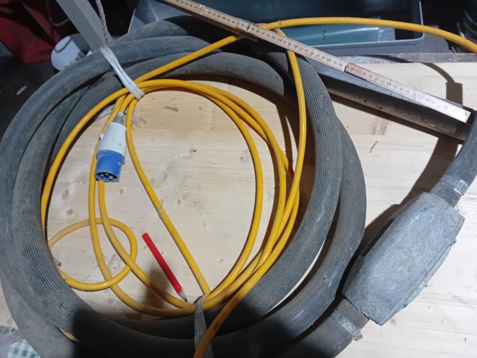 Toutes les machines: Vibro Nadel gebrauchte  – Défectueux à Horgen par von_g7nl
