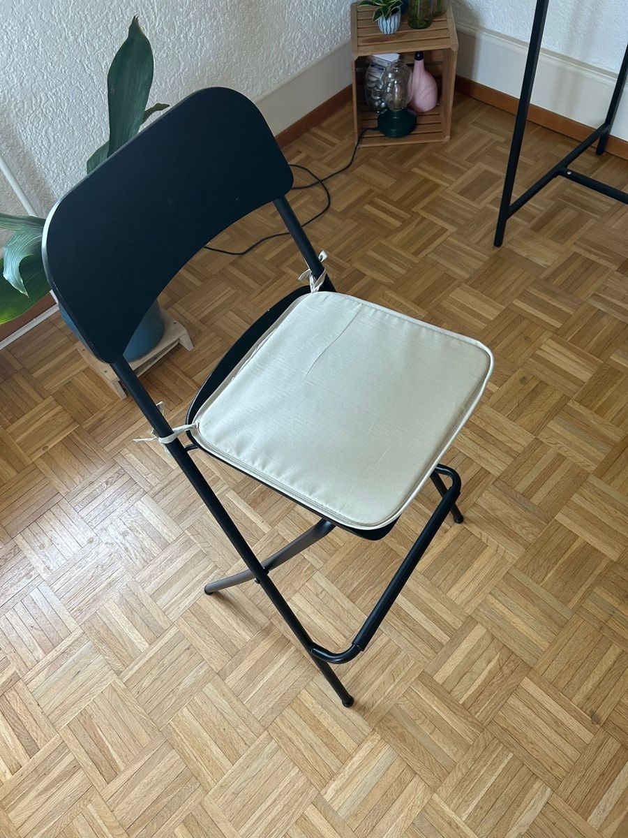 Ikea Sedie: Zwei Barhocker, Schwarz, Ikea Franklin – Usato da Bern venduto da rah_fpy5 1