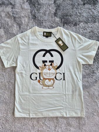 Gucci x Doraemon T-Shirt. Size Medium.