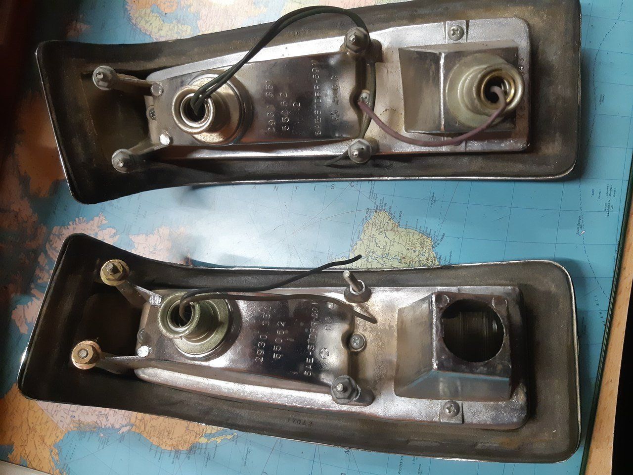 Alle Autoersatzteile: 1969 Valiant Hecklampen Tail Lights – Gebraucht aus Niedergösgen von usc_8qc6 5