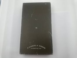 VHS Lange & Söhne: Die Legende ist wieder Uhr geworden