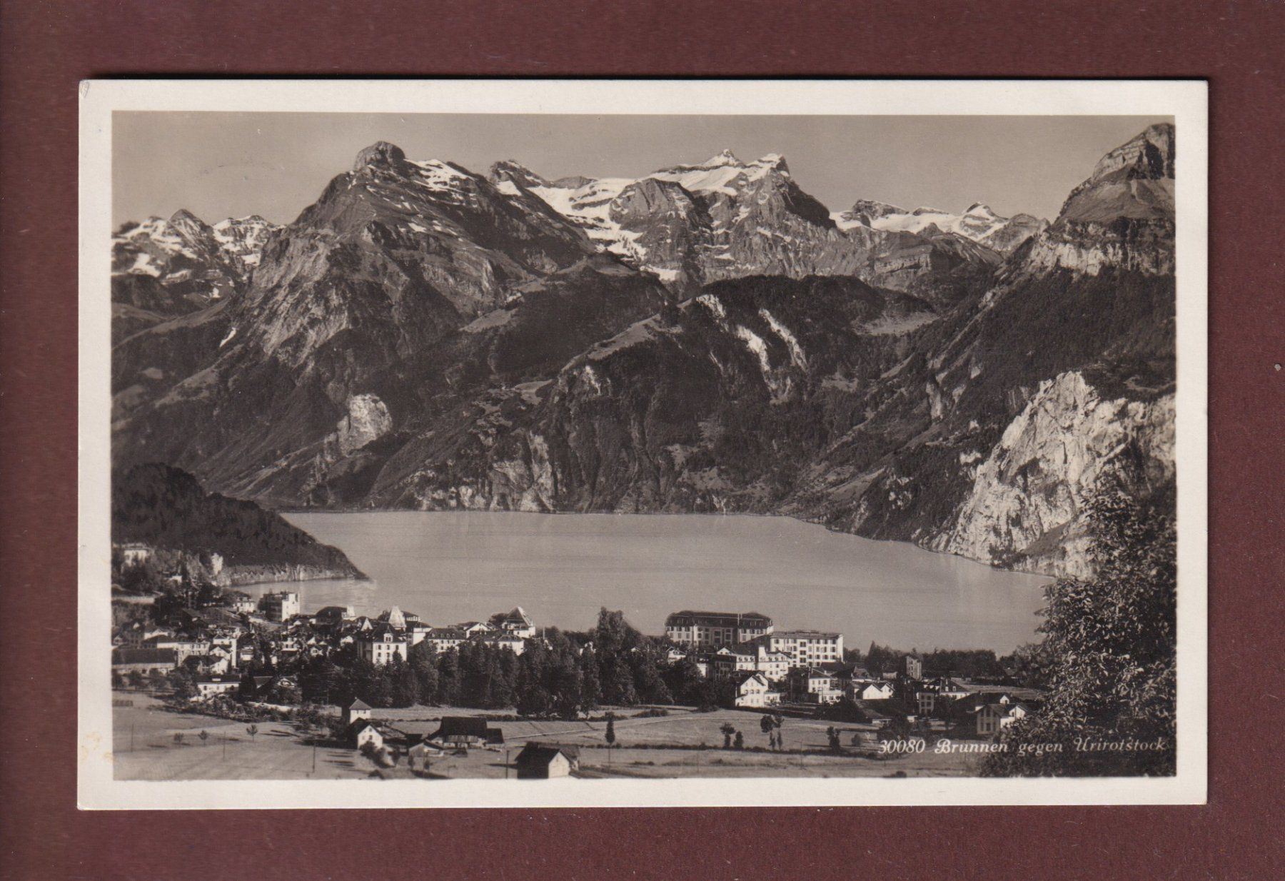 Cartoline postali: BRUNNEN - Urirotstock - 1930 – Usato da Pully venduto da nicecards