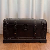 Vintage Wooden Chest - Ideal for Storage or Decoration!