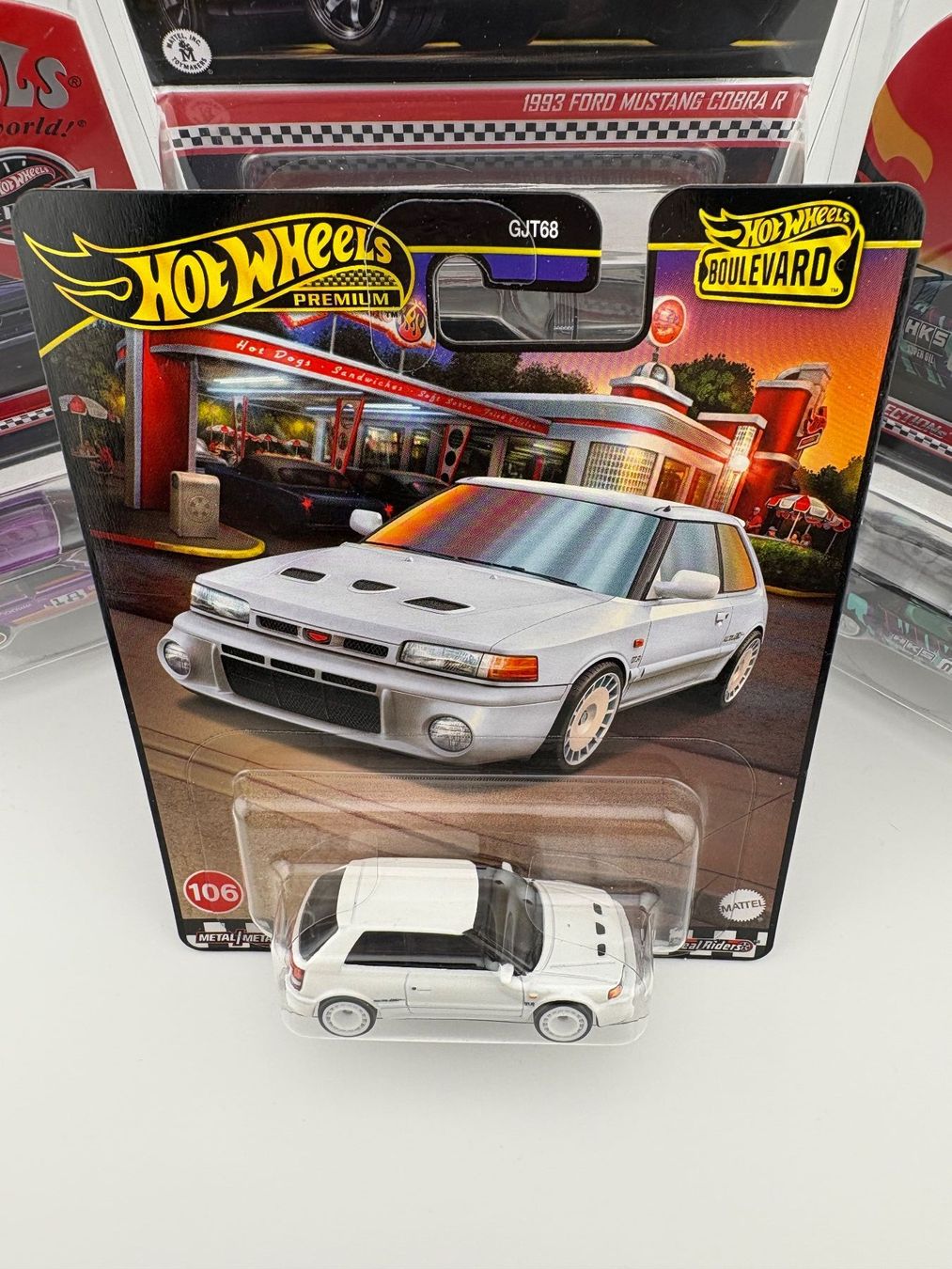 Hot Wheels Modellini d'auto: Hot Wheels Mazda 323 GTR Premium Boulevard #106 – Nuovo e nell'imballaggio originale da Flawil venduto da HeisseReifen 1