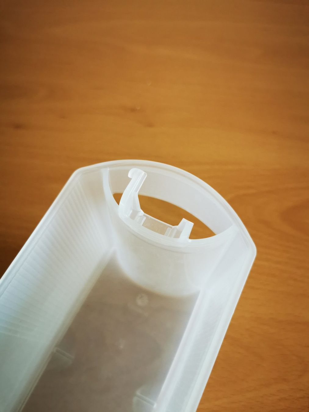 Tupperware Contenitori & Simili: Tupperware Eidgenosse 1L – Difettoso da Konolfingen venduto da olijan13 2