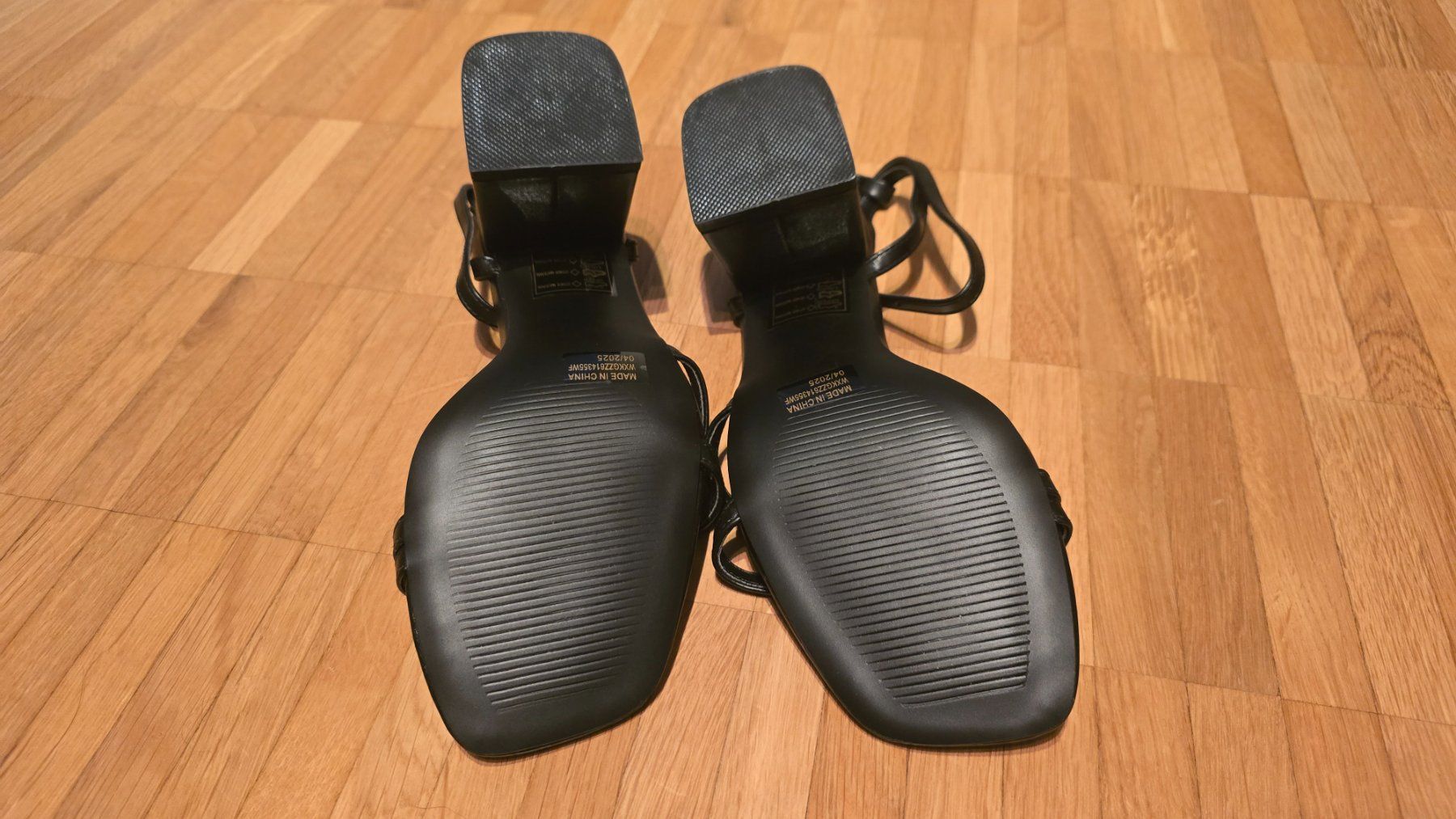 Boohoo Scarpe da donna: Boohoo Riemchensandalen Gr. 36 – Nuovo (secondo la descrizione) da Zunzgen venduto da Kiki-The_Siren. 2