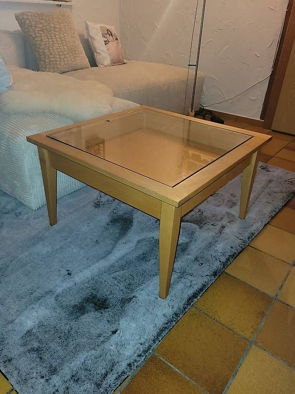 Tables: herziges Tischchen aus Holz  – D'occasion à Gutenswil par taminu