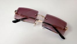 Neuwertig! Sonnenbrille Vintage Look Goldrahmen elegant