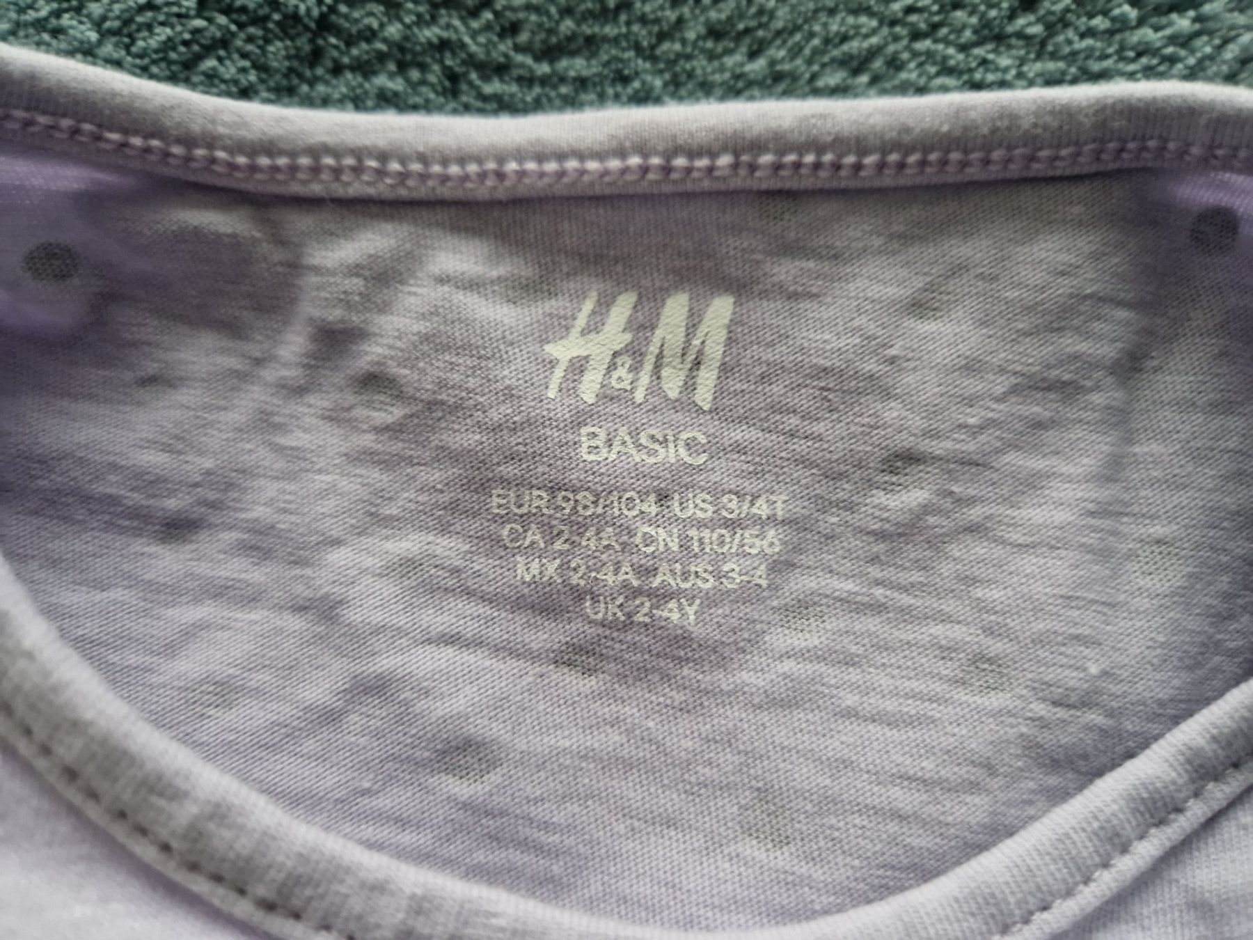 H&M Pullover & Sweatshirts: Langarm Shirt grösse 98/104 – Gebraucht aus Heimberg von Eleanor20 1
