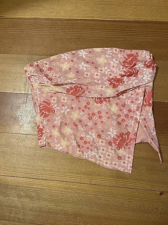 Camicette, T-shirt & Top: Rosa Blumen Bandeau-Top – Usato da bern venduto da celio777
