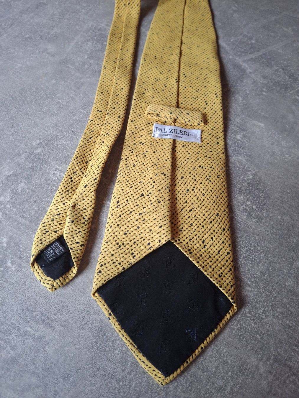 Cravatte: Cravate 100% soie marque Pal Zileri – Usato da Villiers venduto da san_jn5w 2