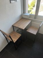 Esstisch Set mit zwei Stühlen Holzoptik Metallgestell