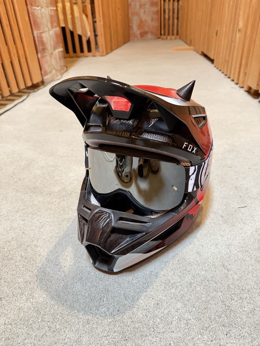 Fox Caschi & visiere: Fox V2 Vizen Motocross Helm – Nuovo e nell'imballaggio originale da Strengelbach venduto da dwarf_11 1