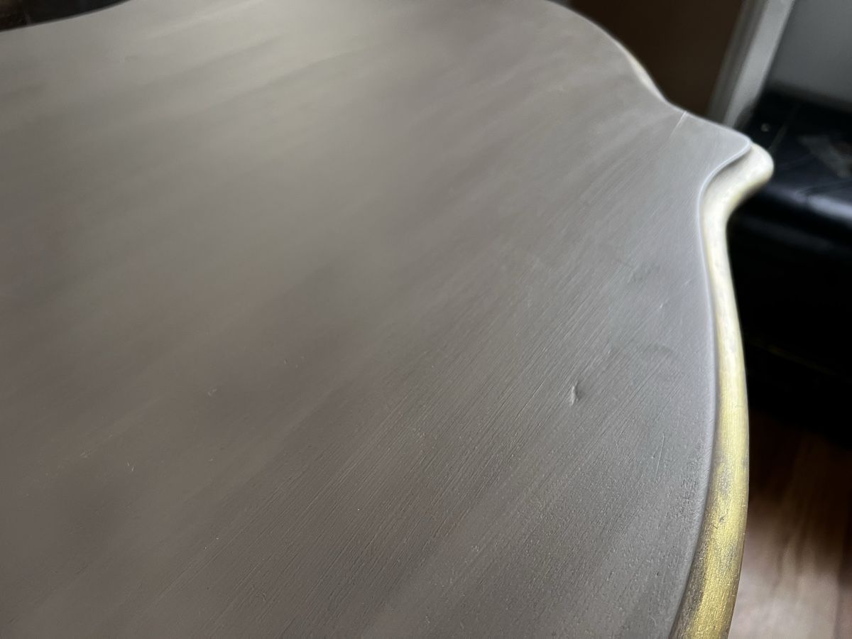 Tische: Antiker Tisch, crem-grau/gold, upcycling – Gebraucht aus Flurlingen von MIPILG 6