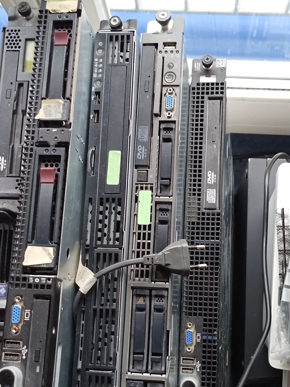 PC: 1 teillager ab fr 1.-Computer Material und autolack abhohlen – Usato da wila venduto da audi48 6