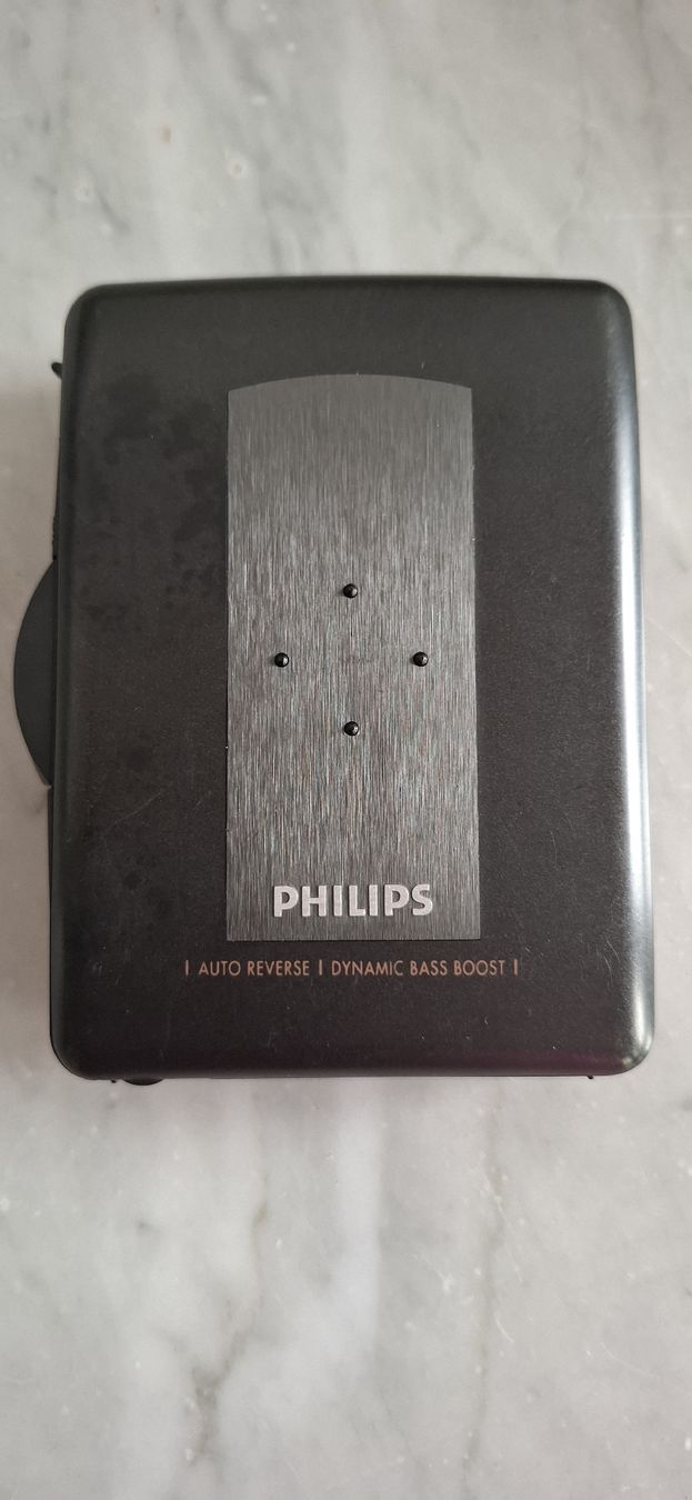 Philips Lettore multimediale portatile: Walkman Philips AQ 6422/00 Stereo Kassetten Player – Usato da Wichtrach venduto da Sunneblueme7
