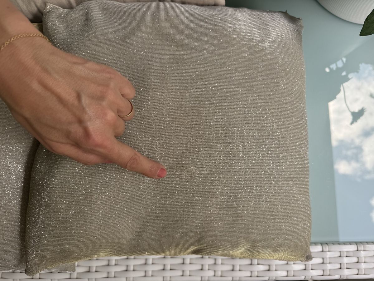 Cuscini: Kissenhülle mit Glitzer effekt, beige – Usato da zürich venduto da Bailey17 8
