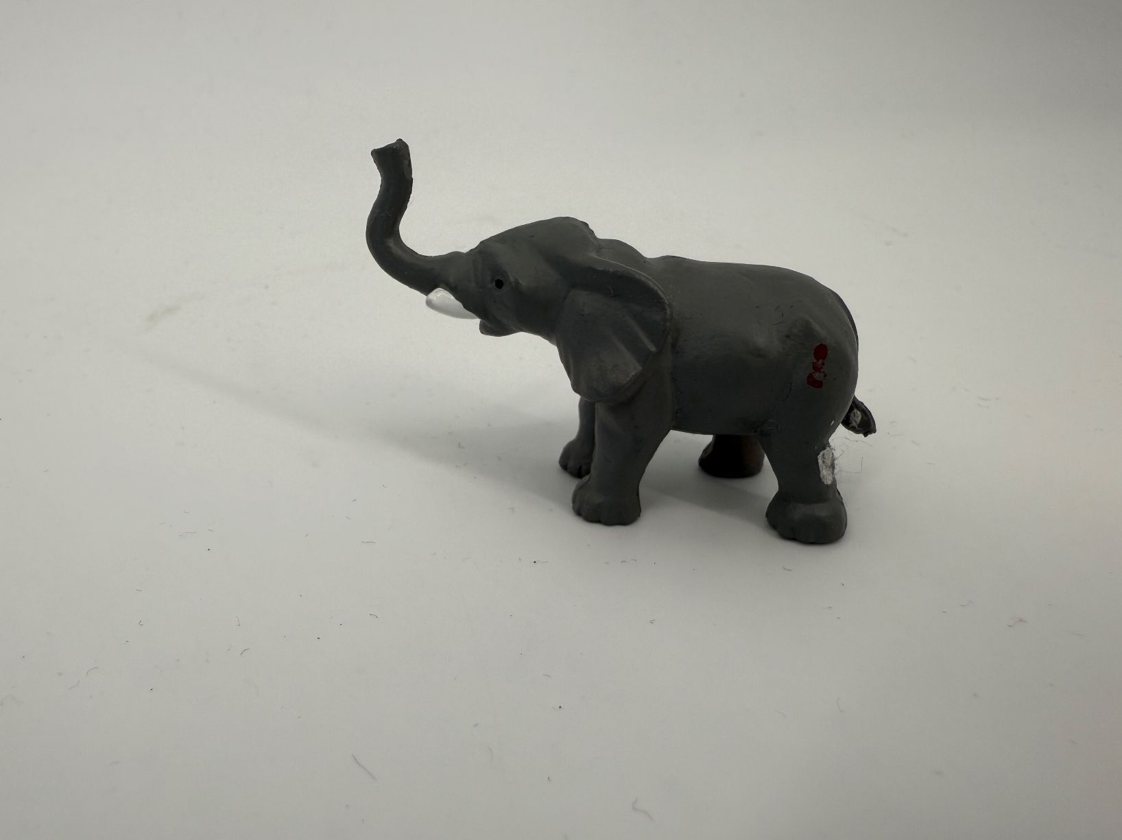 Giocattoli: Spielzeug Elefant – Usato da Auenstein venduto da moin. 1