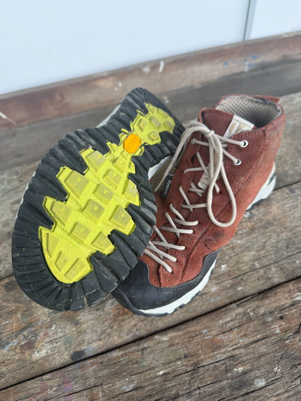 Scarpe per ragazzi: Wanderschuhe Kinder, Grösse 37 – Usato da Hausen AG venduto da neocortex 2