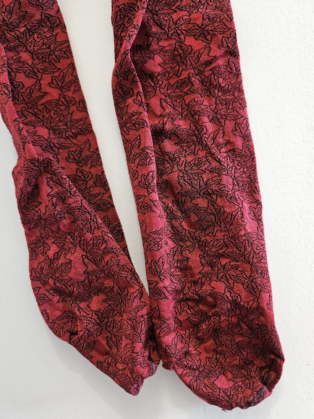 Calze & Collant: Herbststrumpfhose mit Blattmuster – Usato da Wabern venduto da AnaBern 2