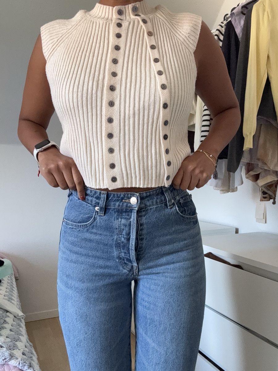 H&M Jeans: Jeans Straight Fit – Gebraucht aus Winterthur von Flomiverse