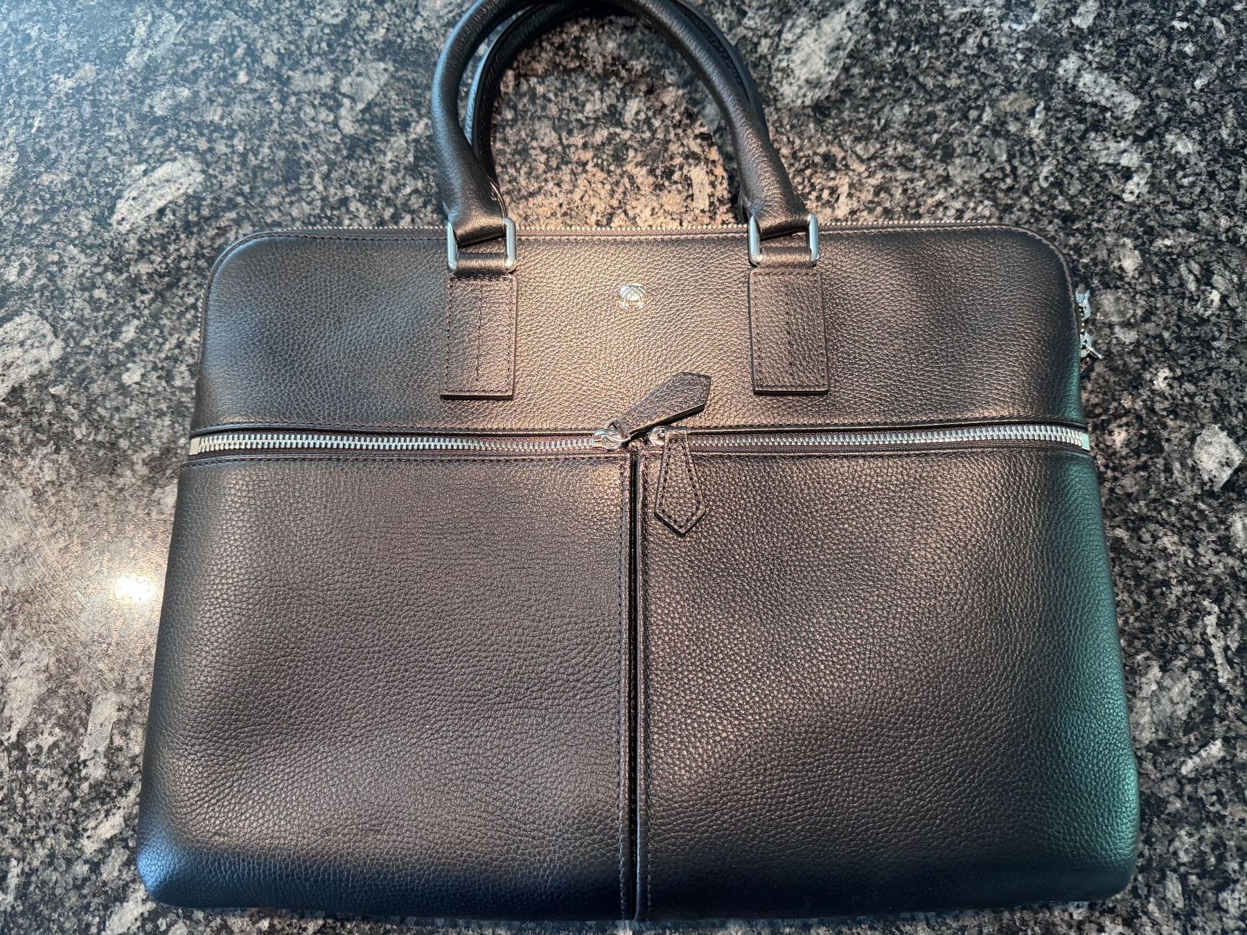 Navyboot Valises & Sacs: Navyboot Laptoptasche Leder schwarz neuwertig – D'occasion à Solothurn par Leopold2019