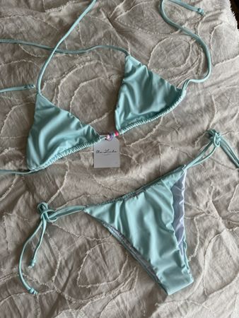 Light Blue Triangle Bikini - Medium - NEW!Perfect for Summer