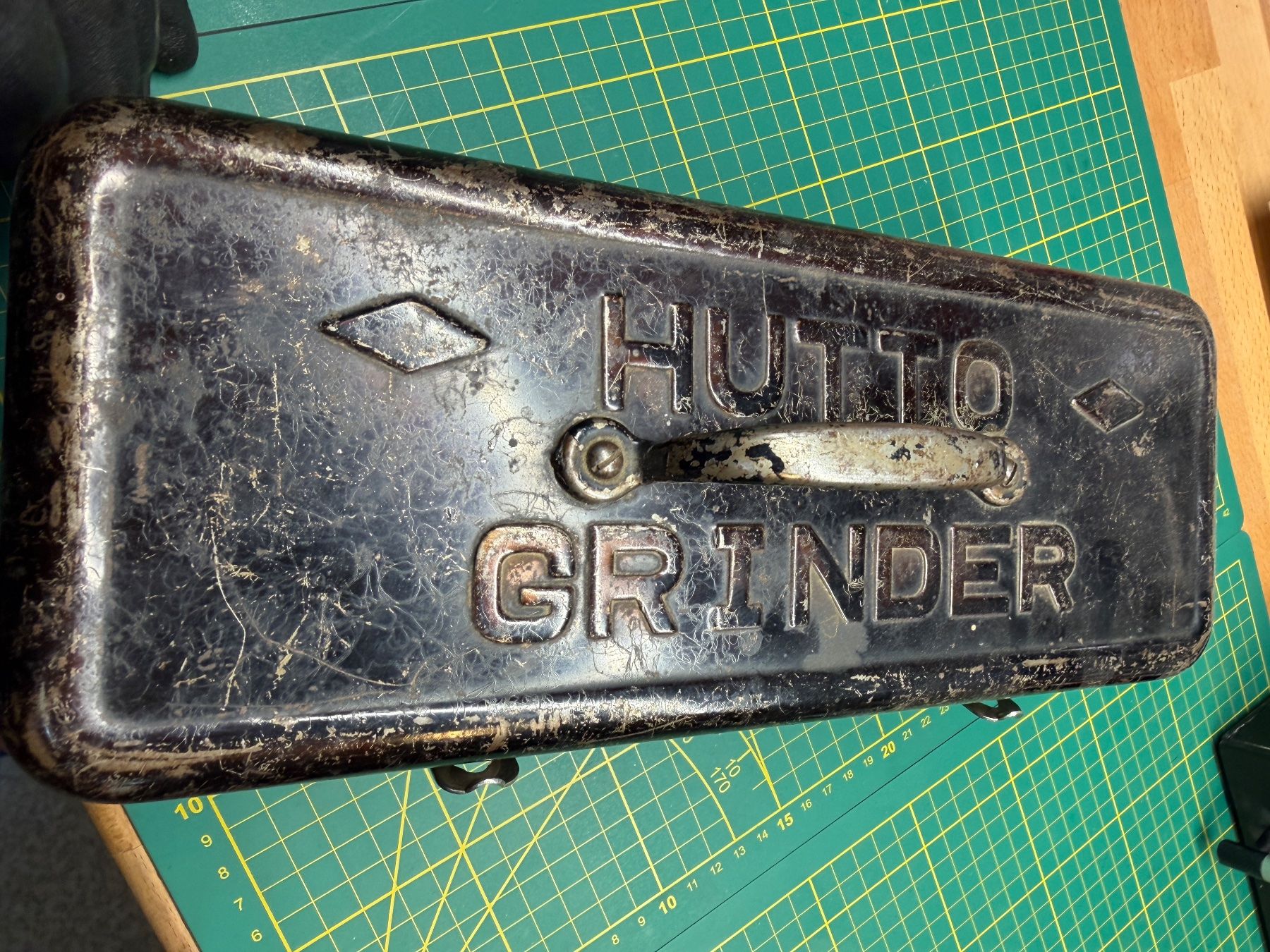 Tutti gli attrezzi: Vintage  Werkzeugkasten mit hammer – Usato da Niederhasli venduto da swissbrocki 9