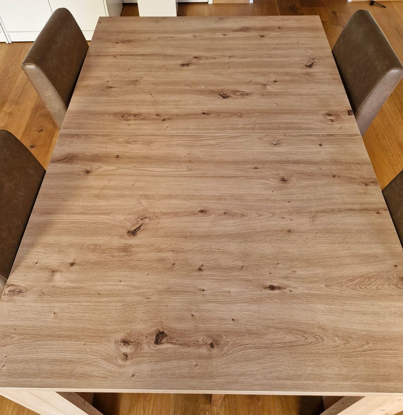 Tische: Tisch & Stühle Set – Gebraucht aus Galgenen von manuelk96 1