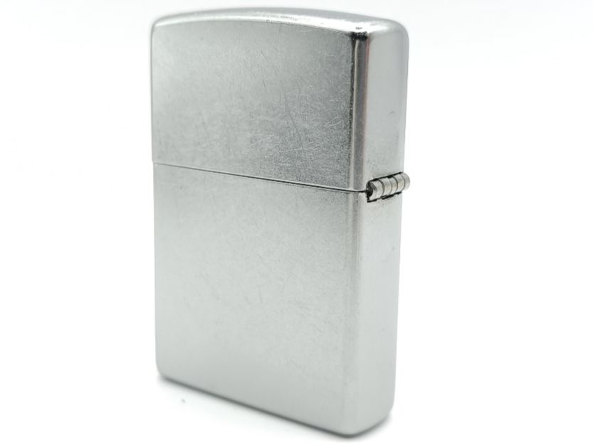 Zippo Accendini: ZIPPO Wespe Emblem Feuerzeug 2007807 – Nuovo e nell'imballaggio originale da Ennenda venduto da Benzinflamme 2