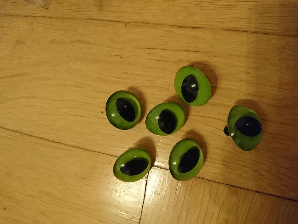 60 Stück Katzenaugen Zum Basteln – 15 Farben, 1,8 Cm Mit Unterlegscheiben Für Amigurumi & Plüschtiere