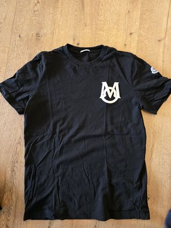 Moncler T-Shirt schwarz Grösse L Logo Aufdruck neuwertig