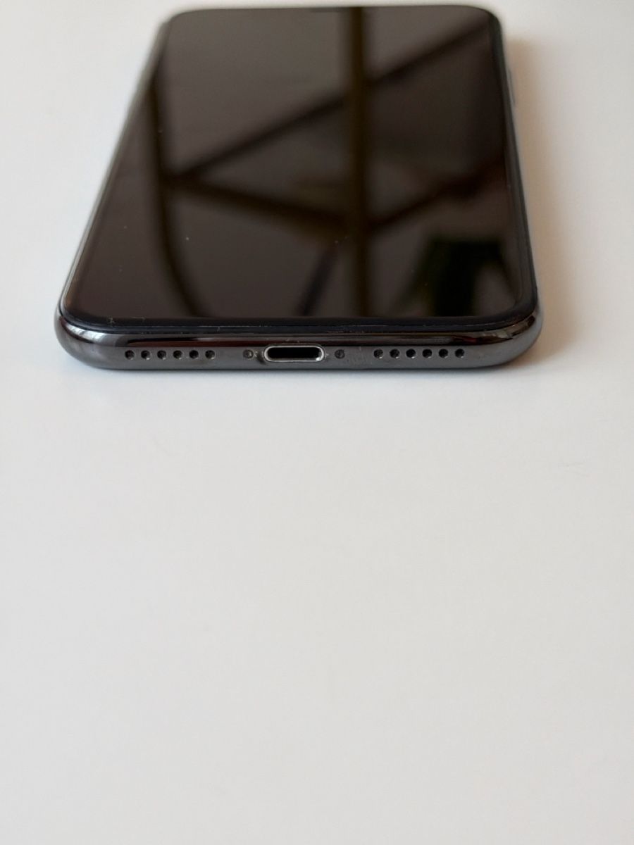 Apple Telefoni cellulari / Smartphones: Apple iPhone X 256GB Space Grey 79% max. Battery – Usato da Zürich venduto da tra_266z 6