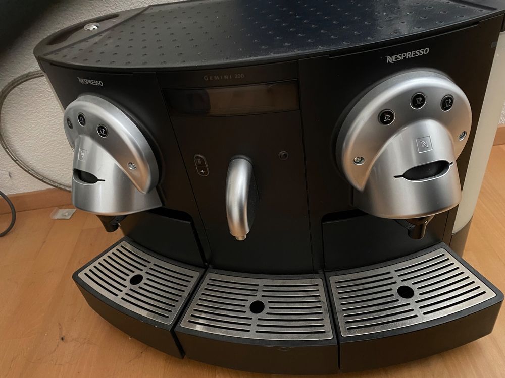 Nespresso Gemini CS203 Kaufen auf Ricardo