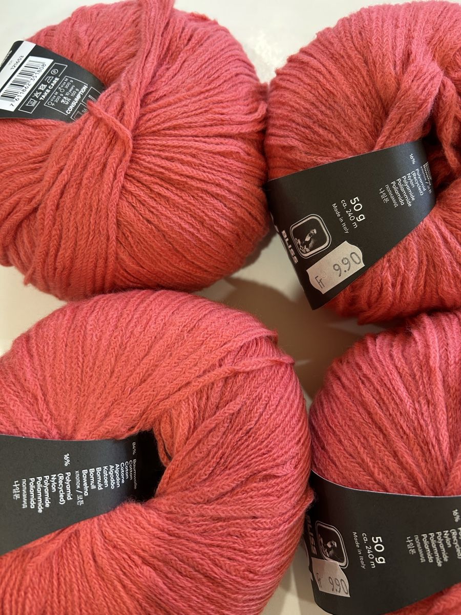 Lana: 8 pelotes Bliss Wooladdicts – Nuovo e nell'imballaggio originale da Bex venduto da valetted 1