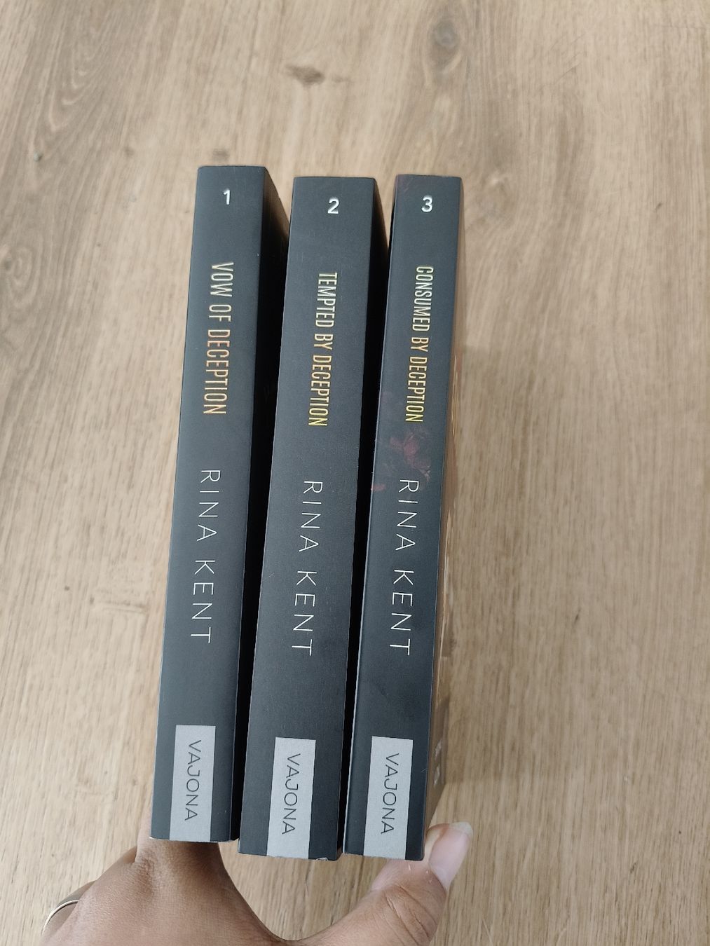 Libri: Deception Reihe von Rina Kent mit Farbschnitt – Nuovo (secondo la descrizione) da Lichtensteig venduto da totoaxv 3