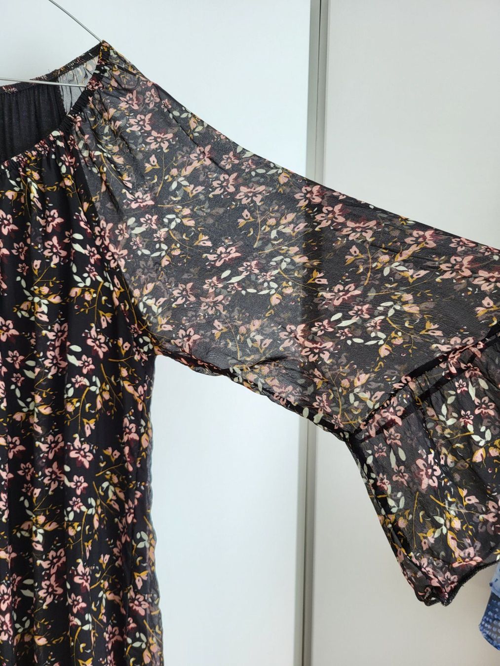 Vestiti: Gartoon Kleid, Gr. 36 - schwarz, Blumenmuster, Viskose/Seide – Usato da Baar venduto da clar6 5