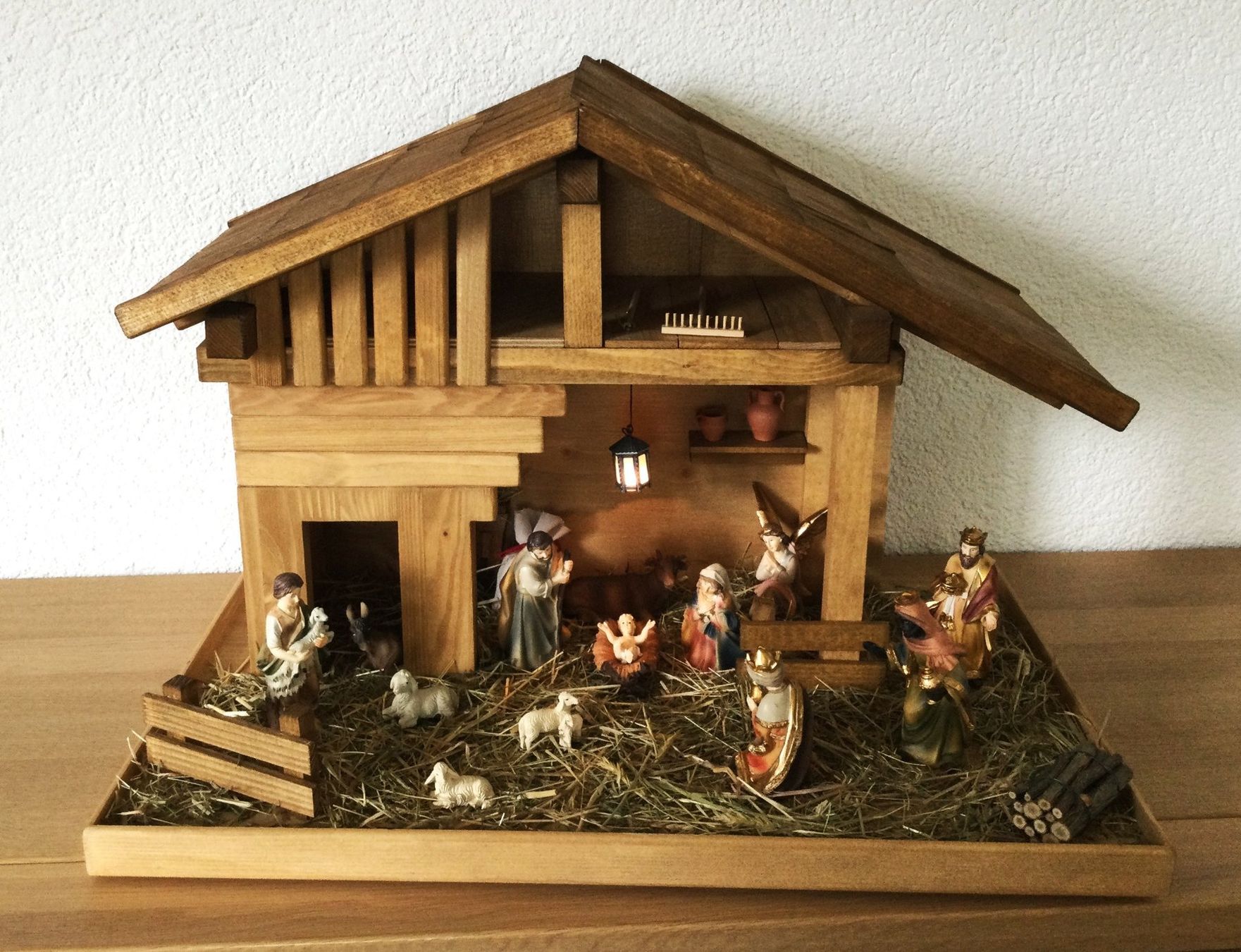 Alle Dekorationen: Weihnachtskrippe B handgefertigt jetzt 60% Rabatt! – Neu (gemäss Beschreibung) aus Aarwangen von hescho54