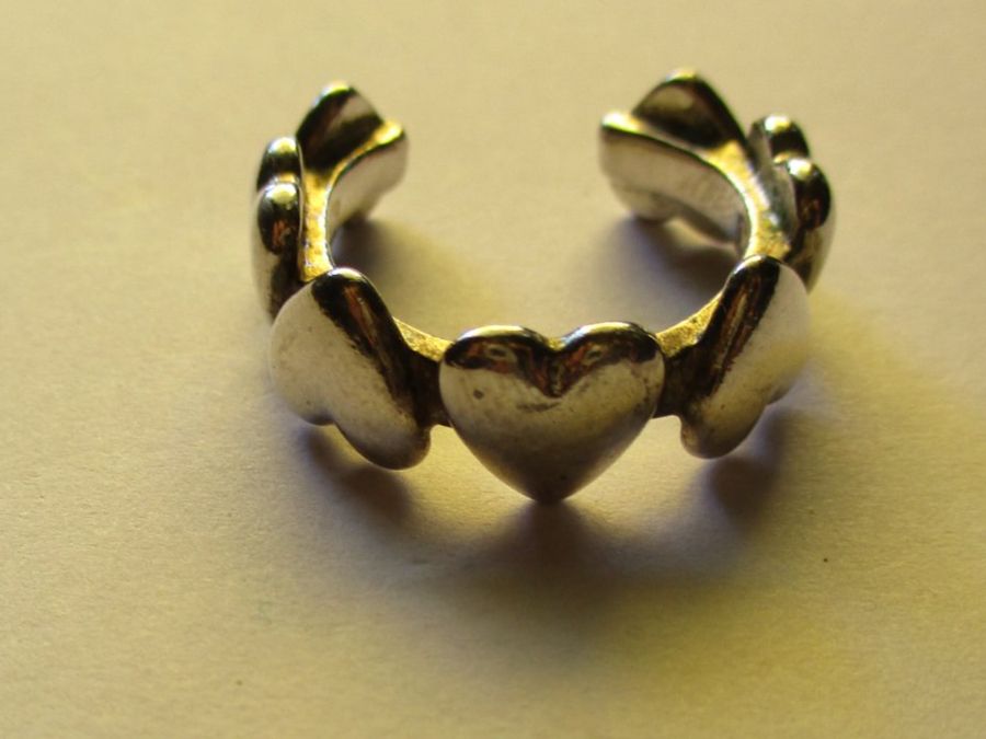 Bagues: Bague ouverte  cœurs argent 925 – D'occasion à La Sarraz par vic_v6kz