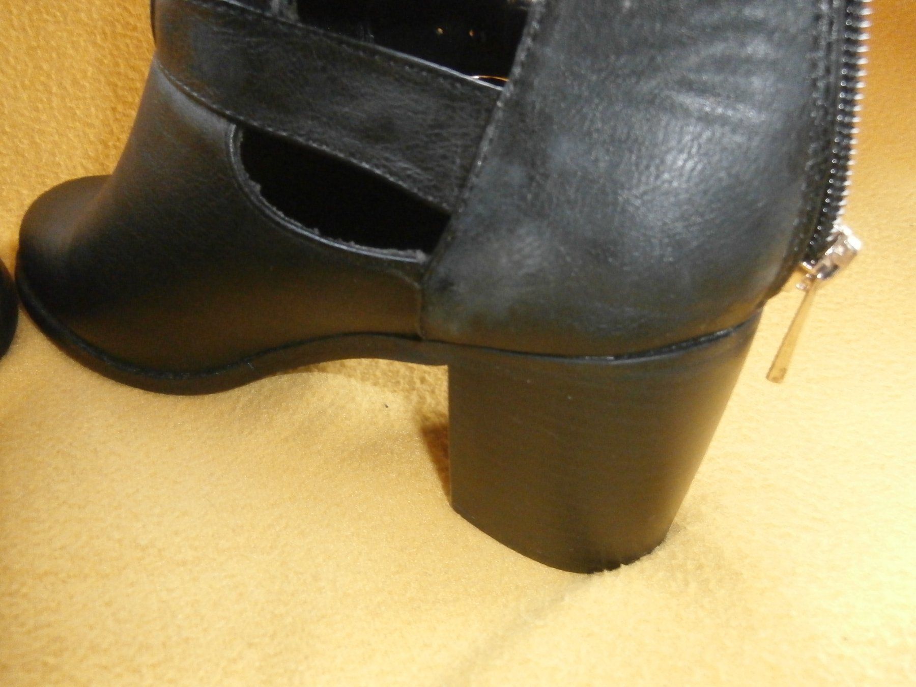 Kookai Damenschuhe: Kookai Stiefelette mit 8cm Absatz, schwarz, Gr. 40 – Gebraucht aus Rüschegg-Heubach von Ofen111 4