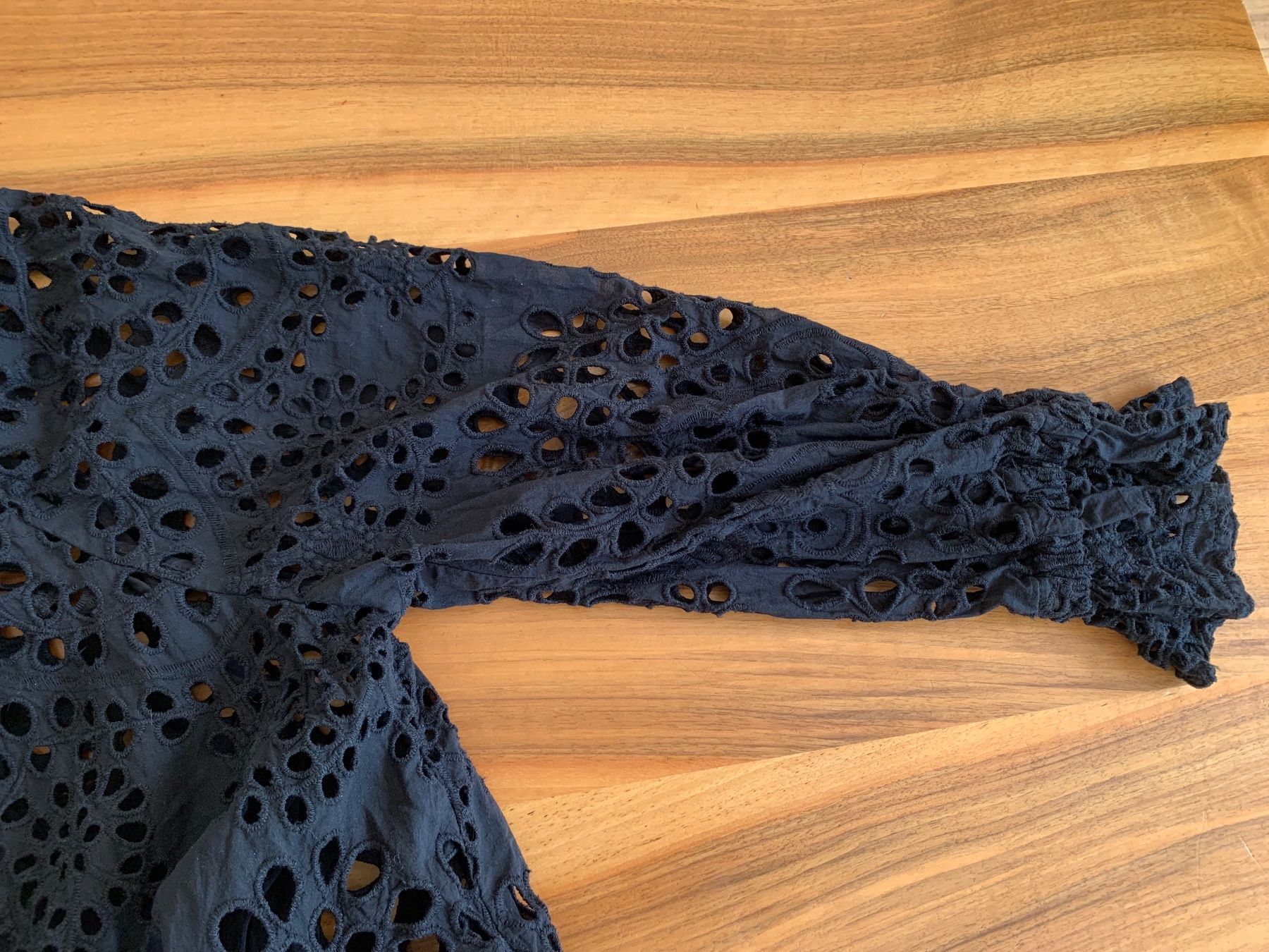H&M Kleider: H&M schwarzes Maxikleid Lochmuster Gr. L – Neu (gemäss Beschreibung) aus Meiringen von snahhanssnah 4