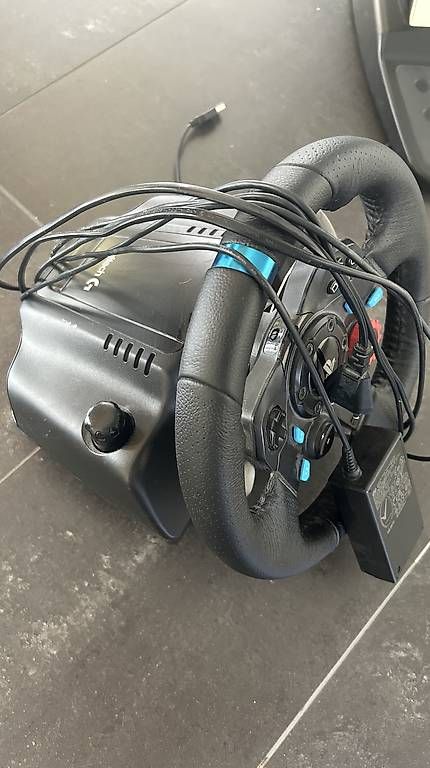 Manettes: Logitech G 29 – D'occasion à Lupsingen par fab_6pvm 2