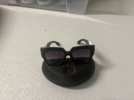 Sonnenbrille schwarz Kunststoff mit Etui guter Zustand