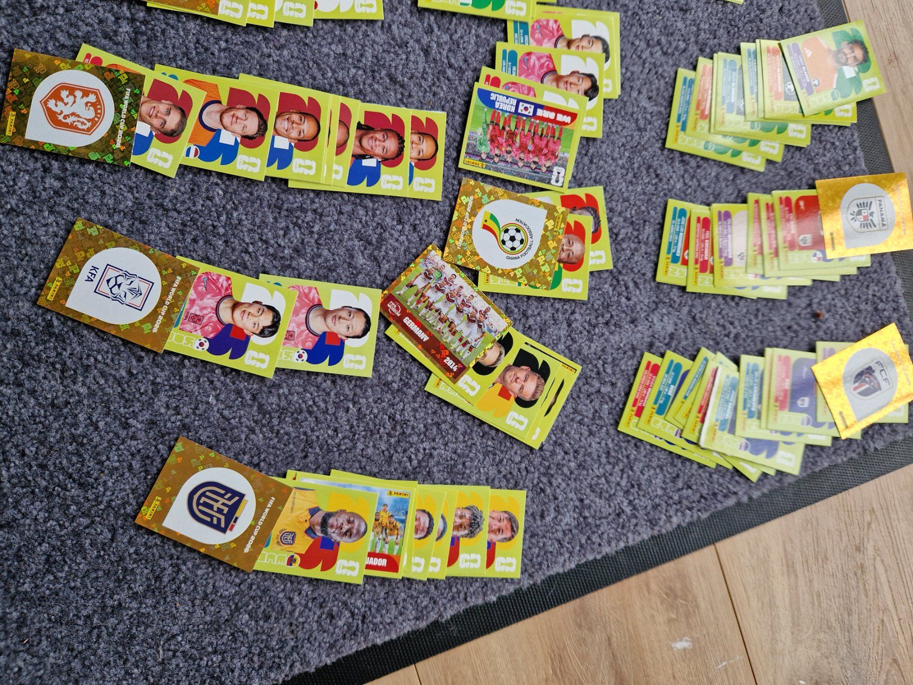 Panini Cartes à collectionner: Panini Sticker WM 2026 – D'occasion à Metzerlen par SS01 2