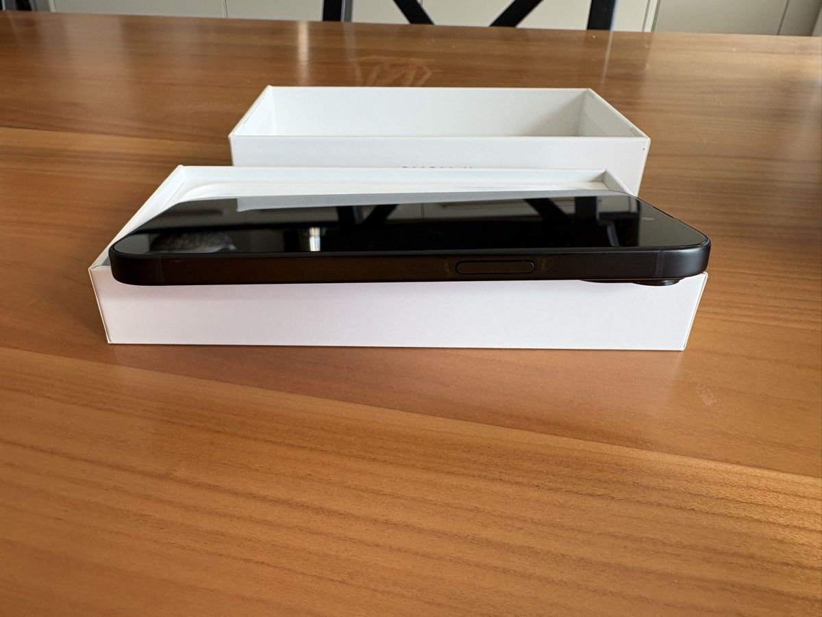 Apple Handys / Smartphones: Apple iPhone 15 – Gebraucht aus Birmensdorf ZH von JDean 5